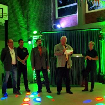 2015 09 11 13 Dmcg U 40 J Mcg 100